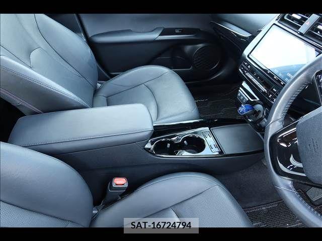 Toyota PRIUS 2020-02 247365-12