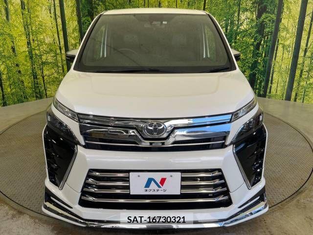 Toyota VOXY 2021-12 370299-14
