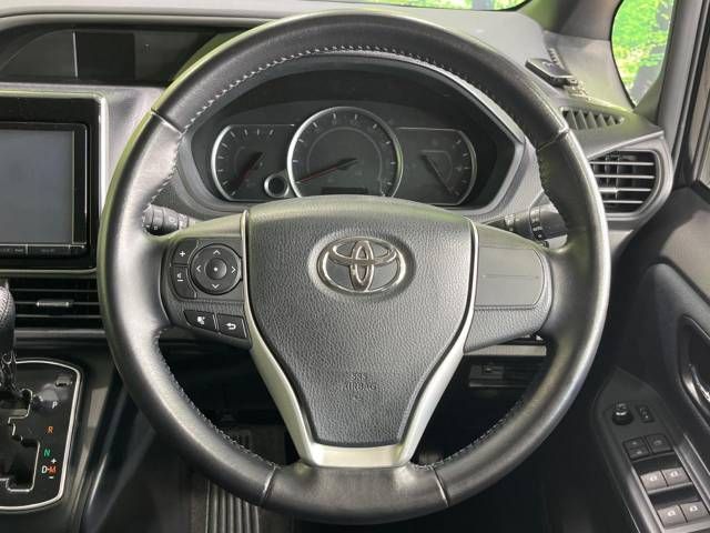 Toyota VOXY 2015-11 5488-12