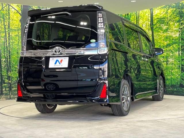 Toyota VOXY 2015-11 5488-18