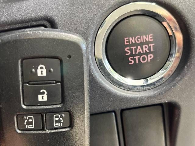 Toyota VOXY 2015-11 5488-5