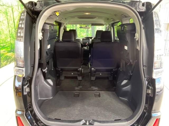 Toyota VOXY 2015-11 5488-11