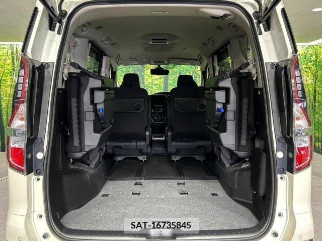 Nissan SERENA 2021-05 335790-11