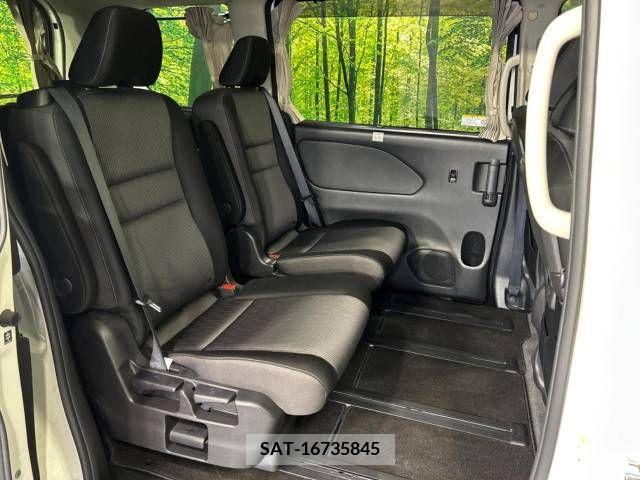 Nissan SERENA 2021-05 335790-9