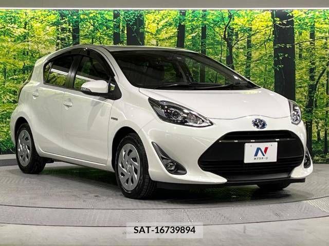 Toyota AQUA 2017-10 314322-16