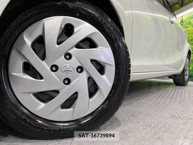 Toyota AQUA 2017-10 314322-13