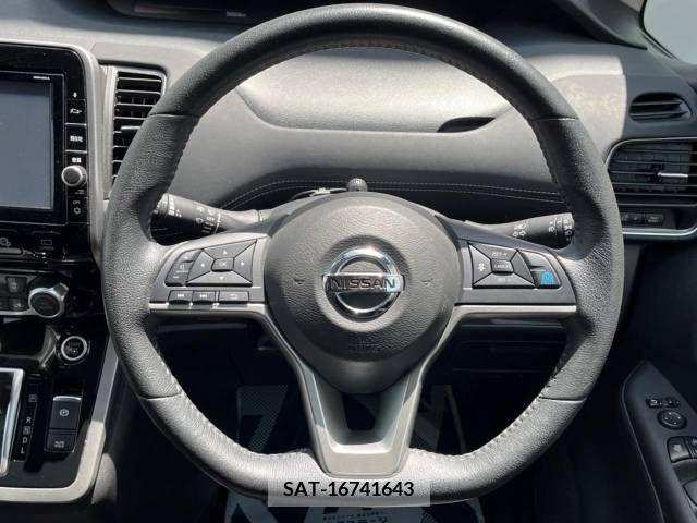 Nissan SERENA 2018-09 284349-14