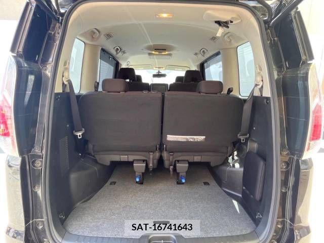 Nissan SERENA 2018-09 284349-12