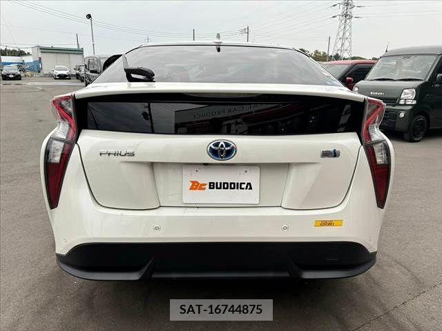 Toyota PRIUS 2015-12 373322-13