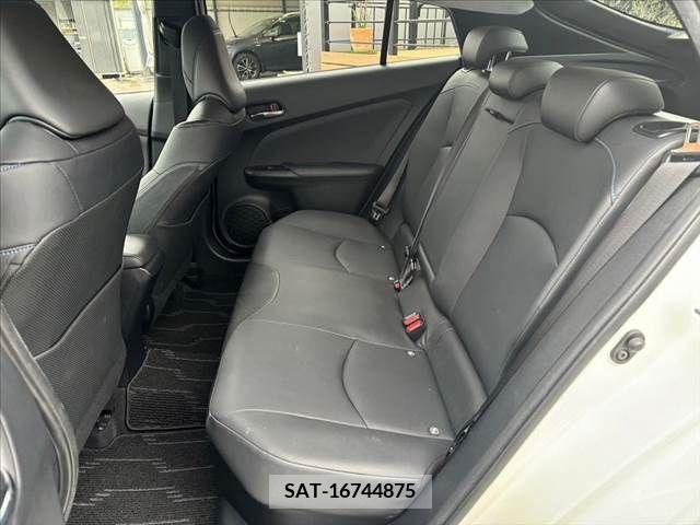 Toyota PRIUS 2015-12 373322-17
