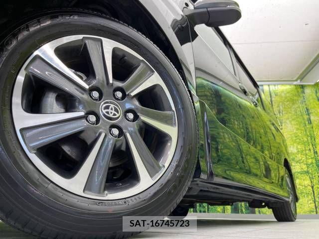 Toyota VOXY 2020-08 378253-14