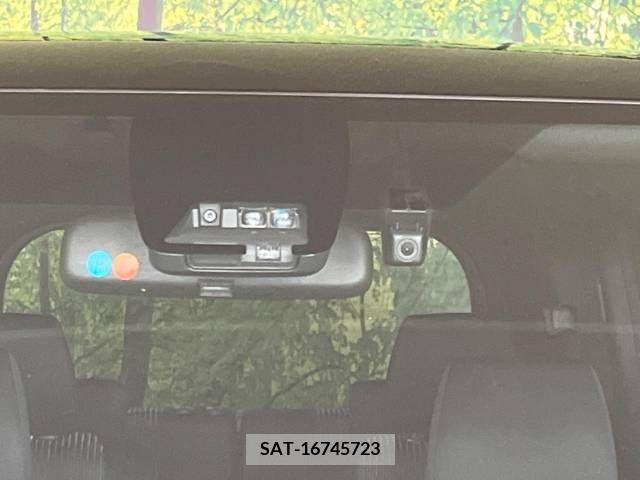 Toyota VOXY 2020-08 378253-5