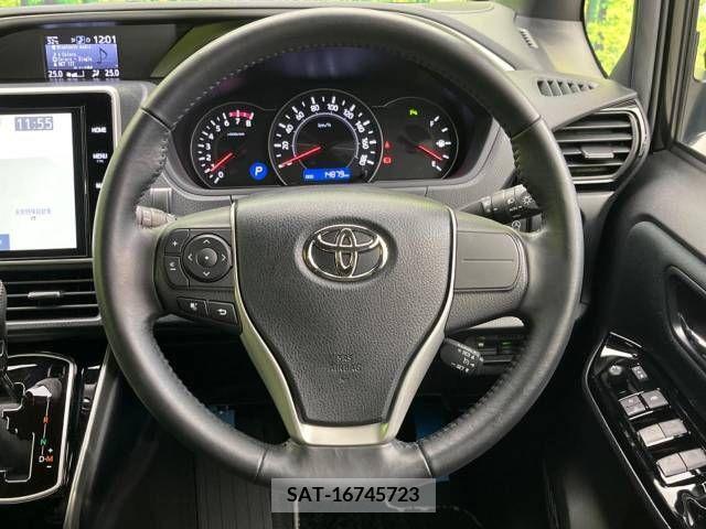 Toyota VOXY 2020-08 378253-12