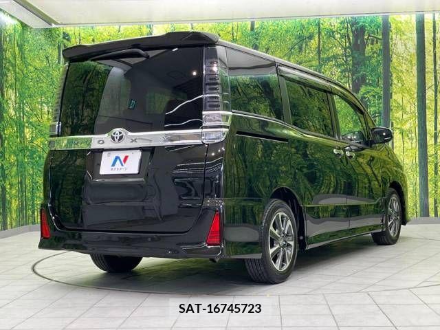 Toyota VOXY 2020-08 378253-18