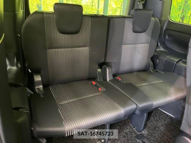 Toyota VOXY 2020-08 378253-10