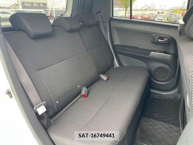 Toyota BB 2013-06 261655-12
