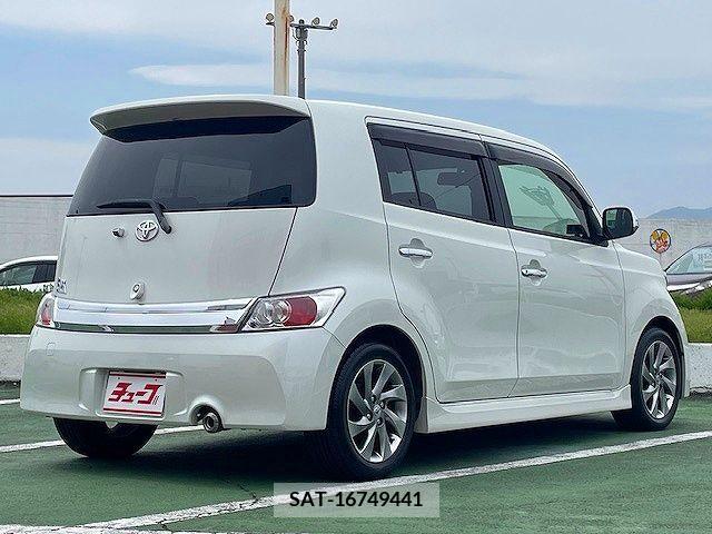 Toyota BB 2013-06 261655-2