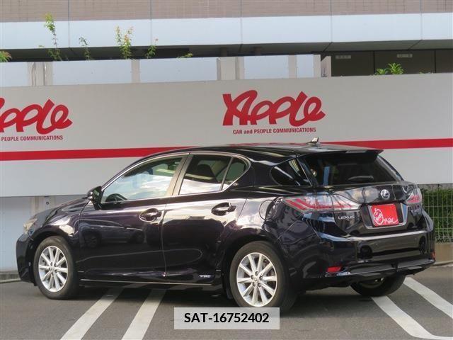 Lexus CT 2011-03 387668-3