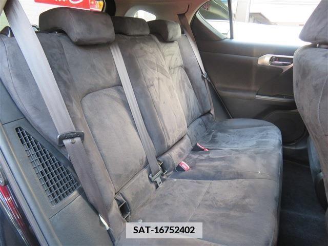 Lexus CT 2011-03 387668-10