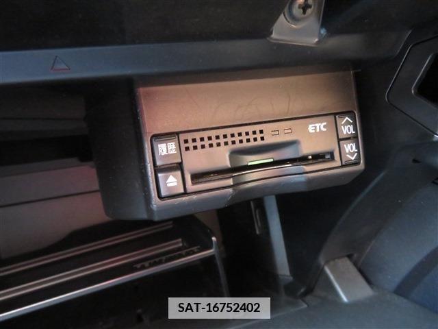 Lexus CT 2011-03 387668-18