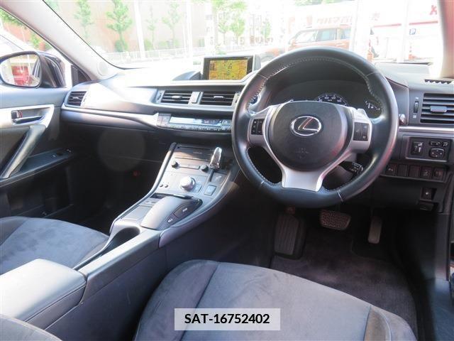 Lexus CT 2011-03 387668-8