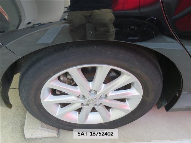 Lexus CT 2011-03 387668-7