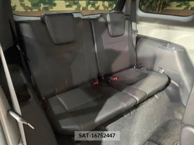 Toyota WISH 2015-03 378346-12