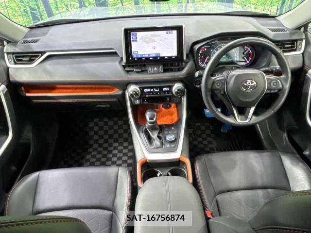 Toyota RAV4 2021-03 282896-1