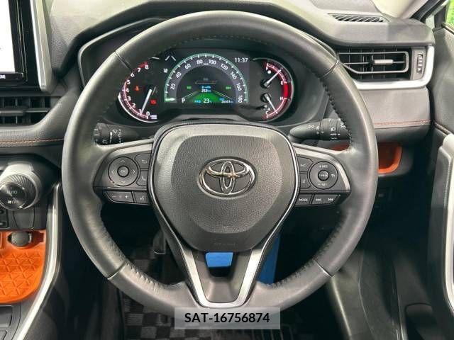 Toyota RAV4 2021-03 282896-11