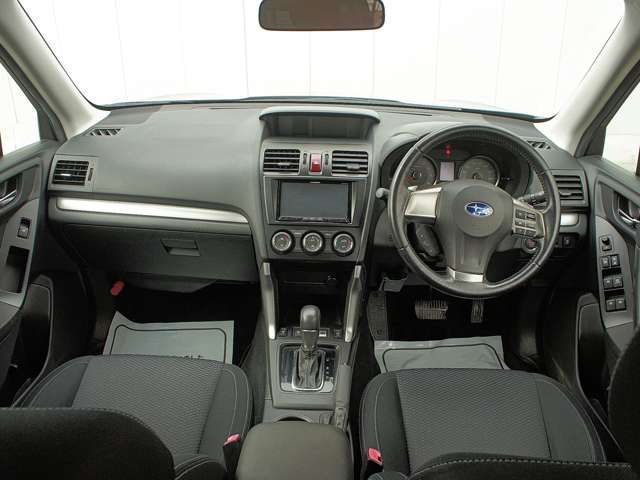 Subaru FORESTER 2012-11 192034-1