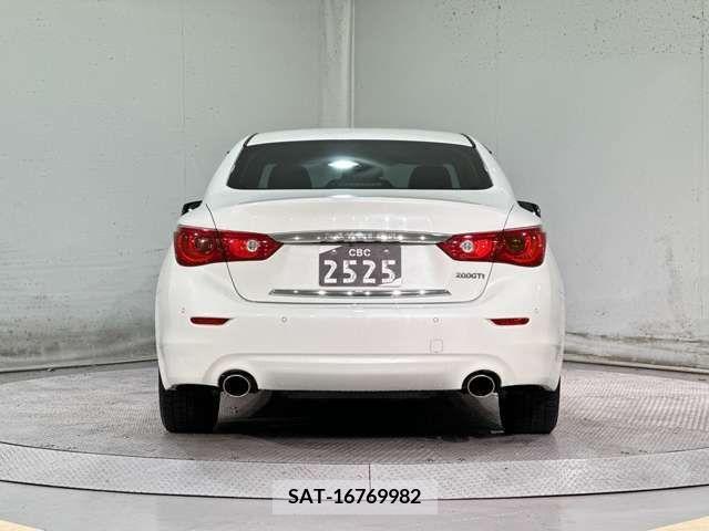 Nissan SKYLINE 2014-10 236362-9
