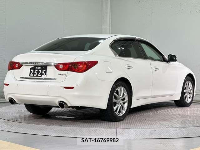 Nissan SKYLINE 2014-10 236362-8