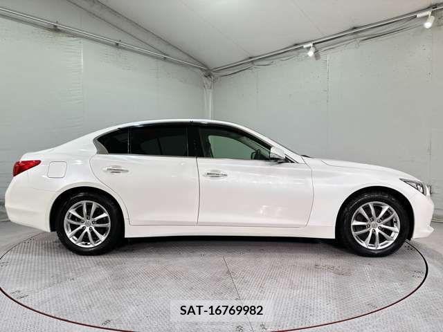 Nissan SKYLINE 2014-10 236362-7