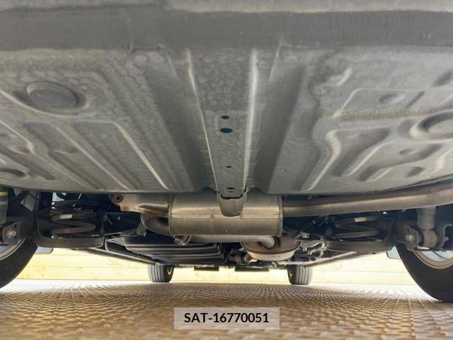 Toyota ESQUIRE 2017-04 212244-19