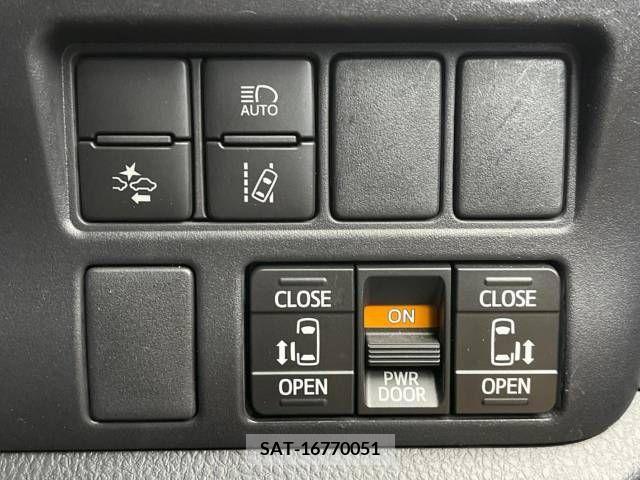 Toyota ESQUIRE 2017-04 212244-5