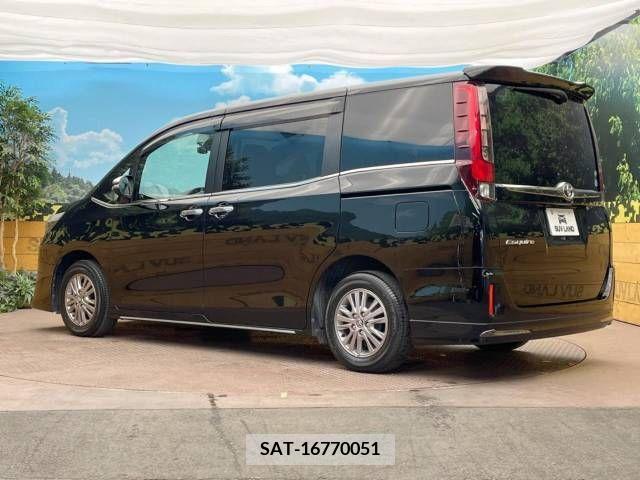 Toyota ESQUIRE 2017-04 212244-14
