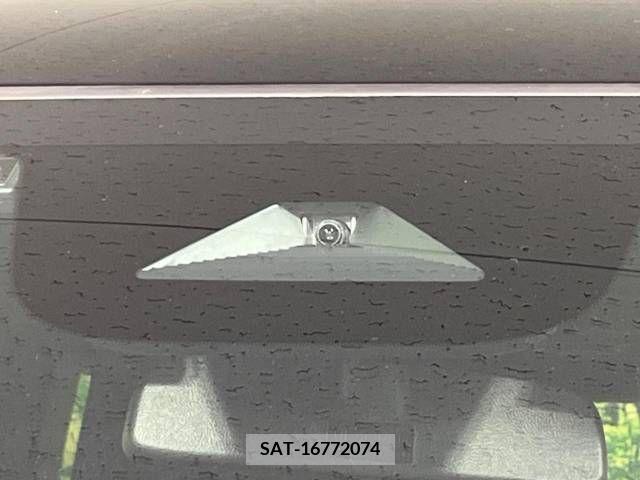 Honda e 2023-05 380951-5