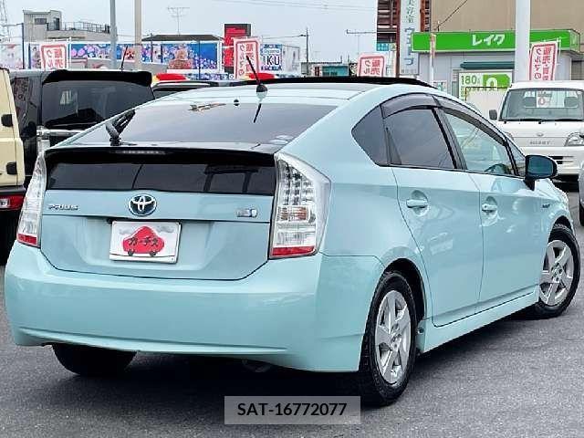Toyota PRIUS 2010-01 340974-2