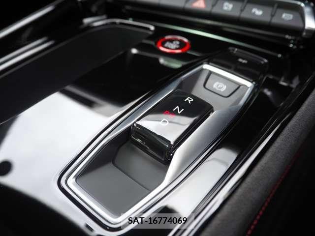 Audi E-TRON 2021-11 219699-15