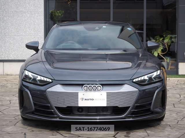 Audi E-TRON 2021-11 219699-7