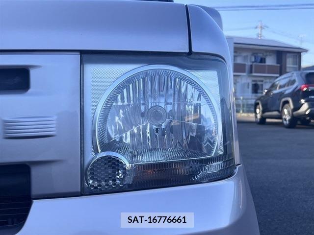 Toyota PIXIS SPACE 2012-04 281427-8