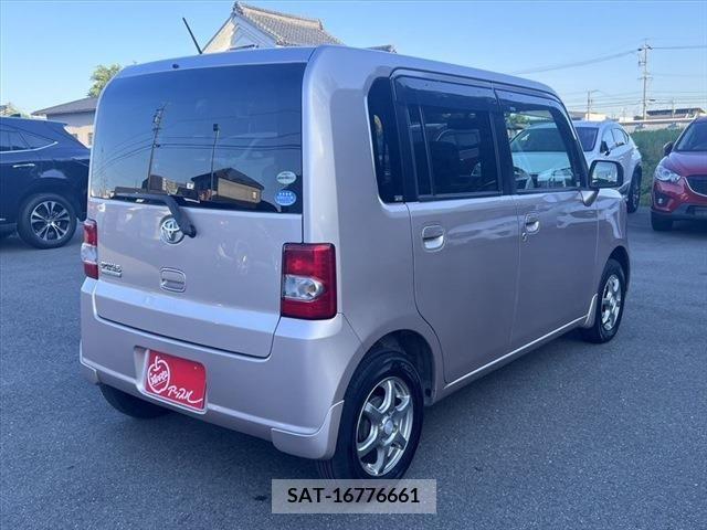 Toyota PIXIS SPACE 2012-04 281427-4