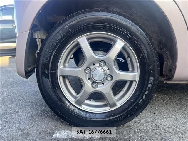 Toyota PIXIS SPACE 2012-04 281427-13