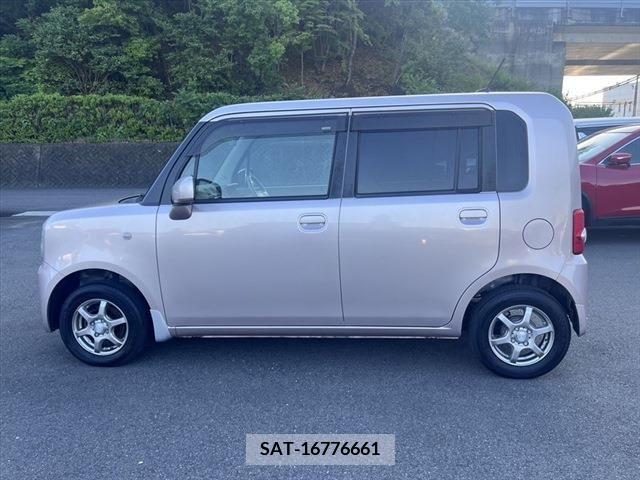 Toyota PIXIS SPACE 2012-04 281427-7
