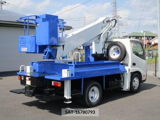 Hino DUTRO 2012-08 396408-6