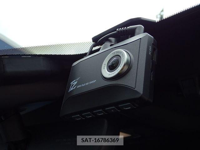 Lexus IS 2023-03 354013-25