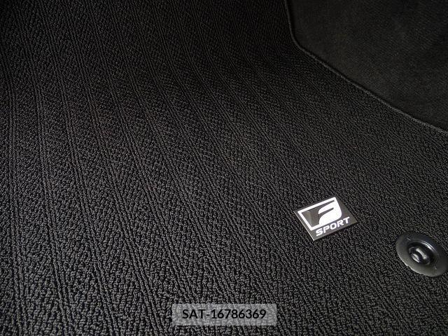 Lexus IS 2023-03 354013-23