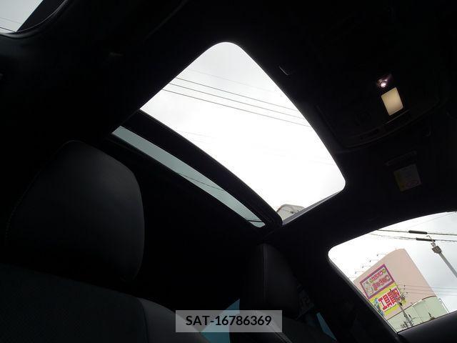 Lexus IS 2023-03 354013-13