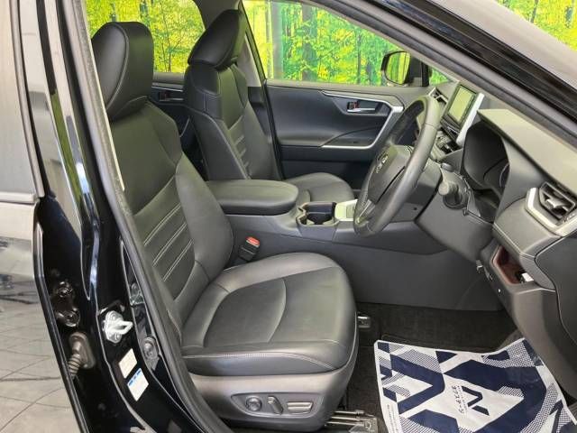 Toyota RAV4 2019-05 27959-8