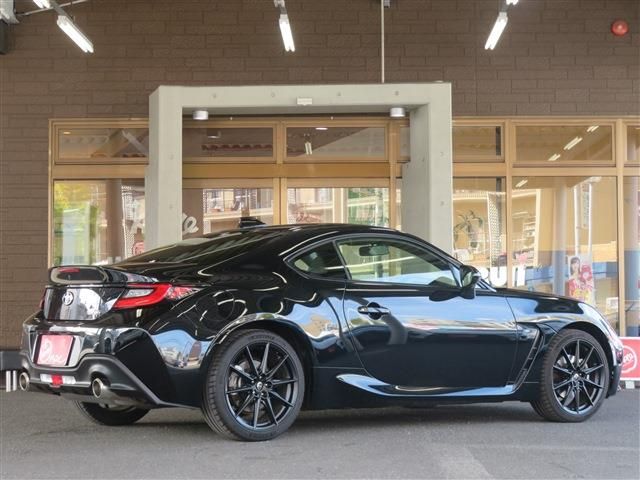 Toyota 86 2023-03 195531-2